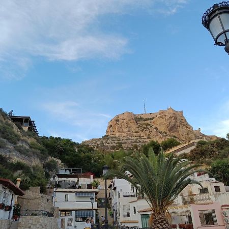 Hanna'S Estudio Deluxe Alicante Exterior photo